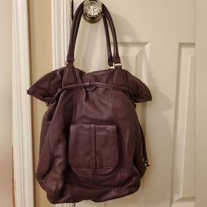 Chic Leather Tote Bag - Deep Plum